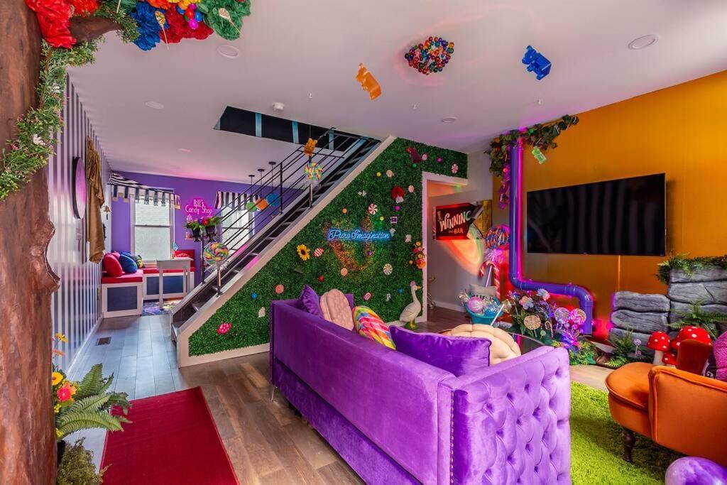 King Bed / Free Parking / Arcade / Bbq / Patio Ferienhaus